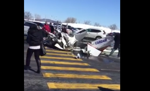 Two planes collide mid-air over shopping centre in Canada